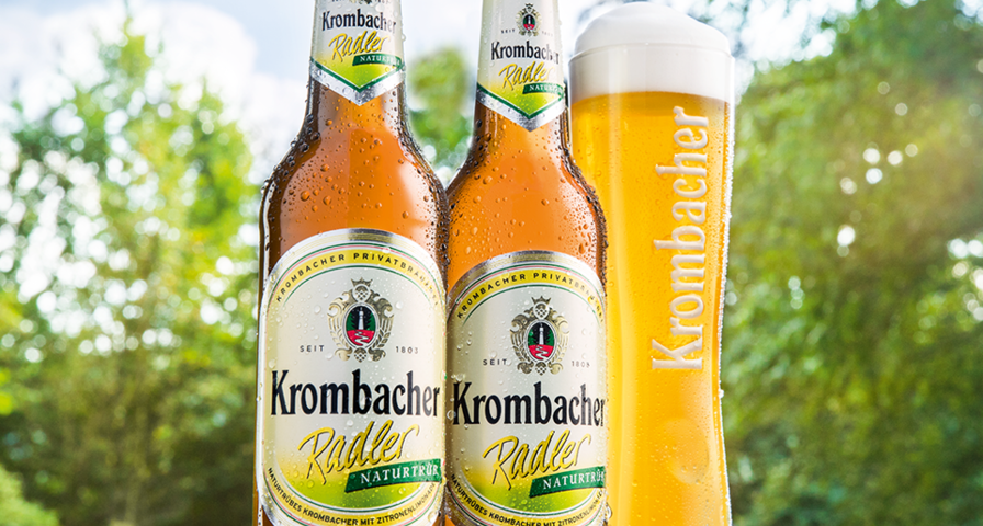 Der kräftige Radler-Genuss aus Krombach: Krombacher Radler Naturtrüb ...